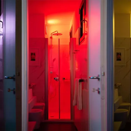 Rooftop - Twa 招待所